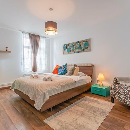 Wagner Estate Feel The Old Town Vibe Apartment Брашов Екстериор снимка