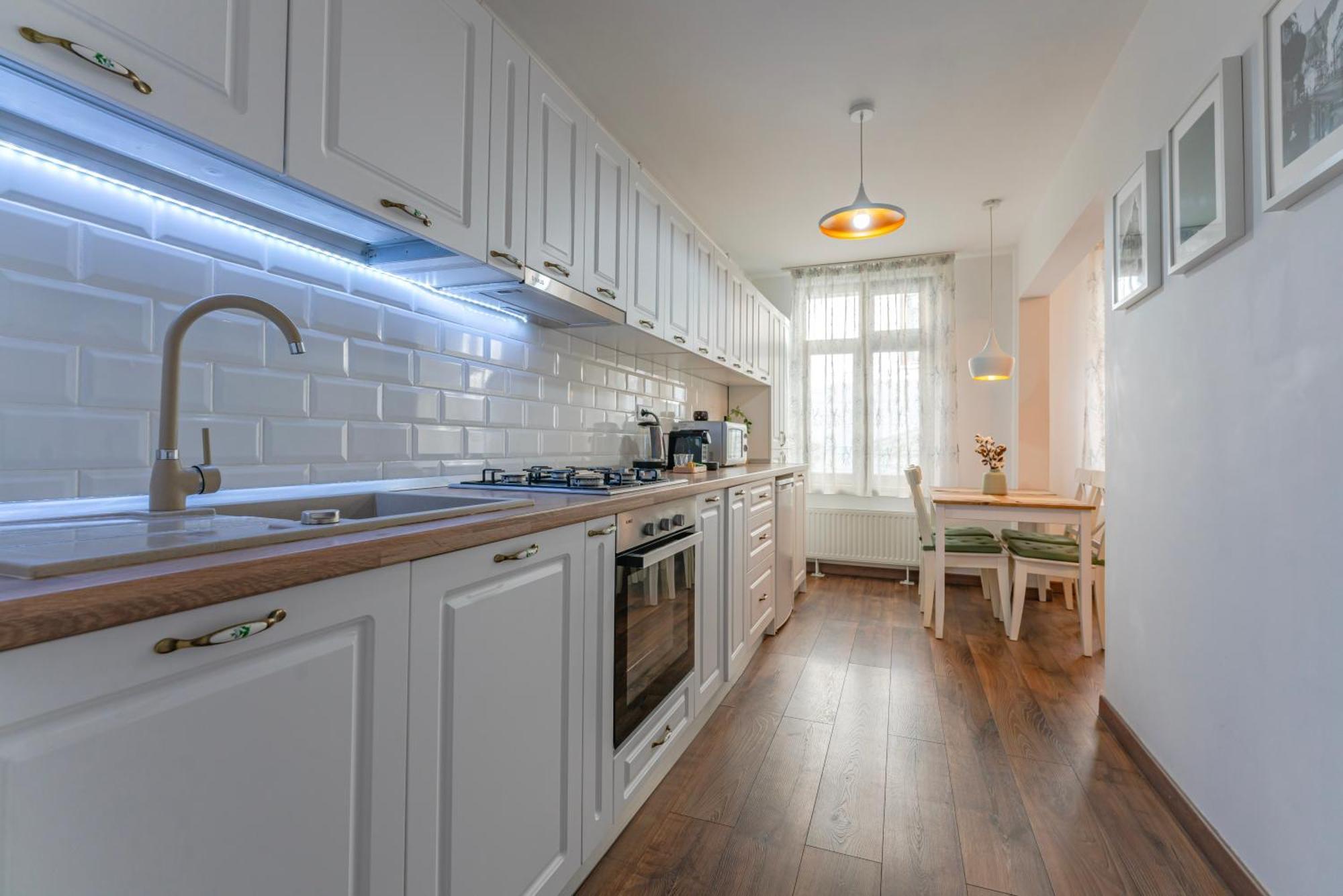Wagner Estate Feel The Old Town Vibe Apartment Брашов Екстериор снимка